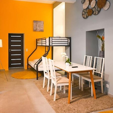 Charming Domicile Wien Allerheiligenplatz Apartment Exterior photo